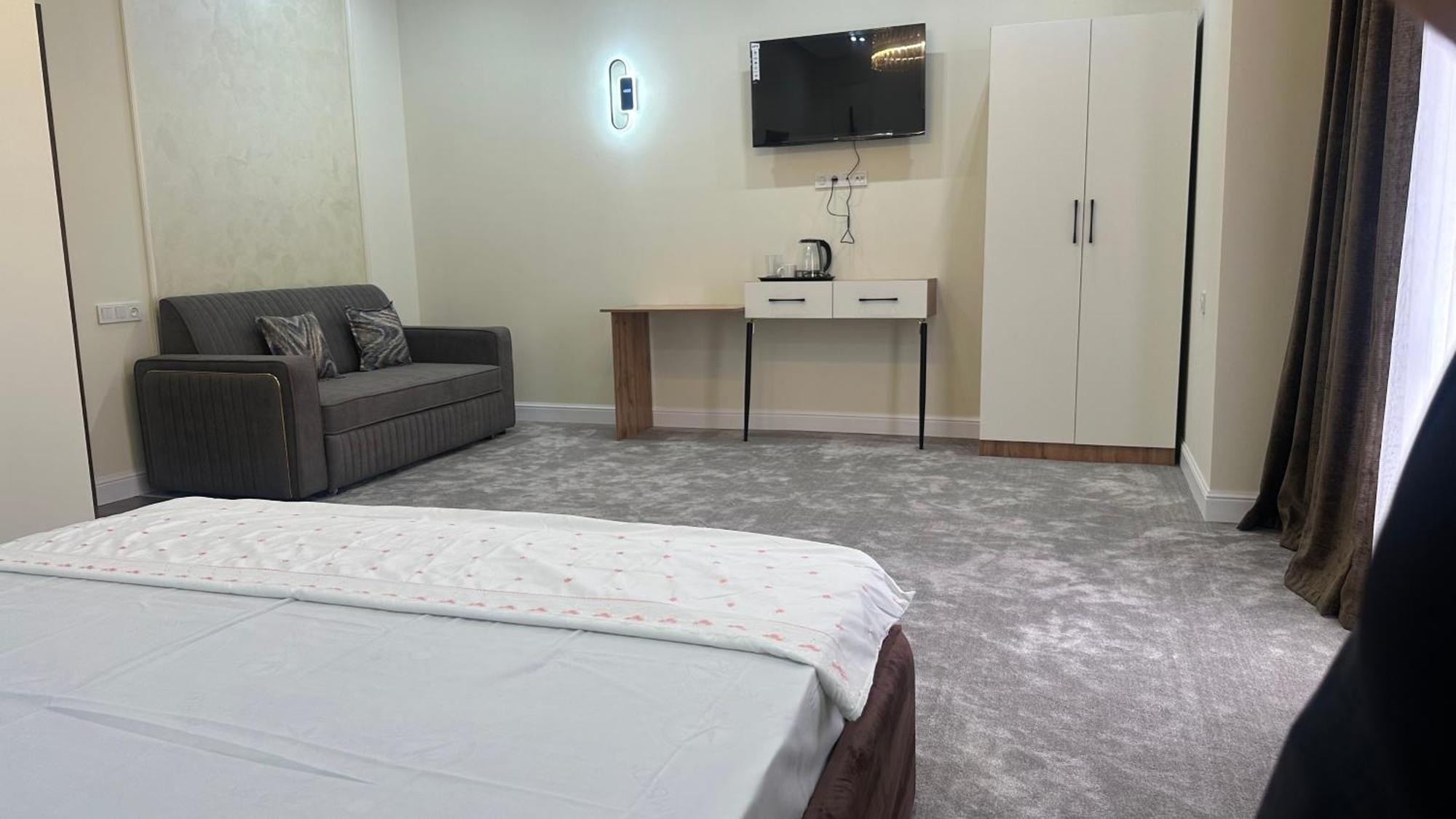 Turkistan Nazar Hotel & Hostel מראה חיצוני תמונה