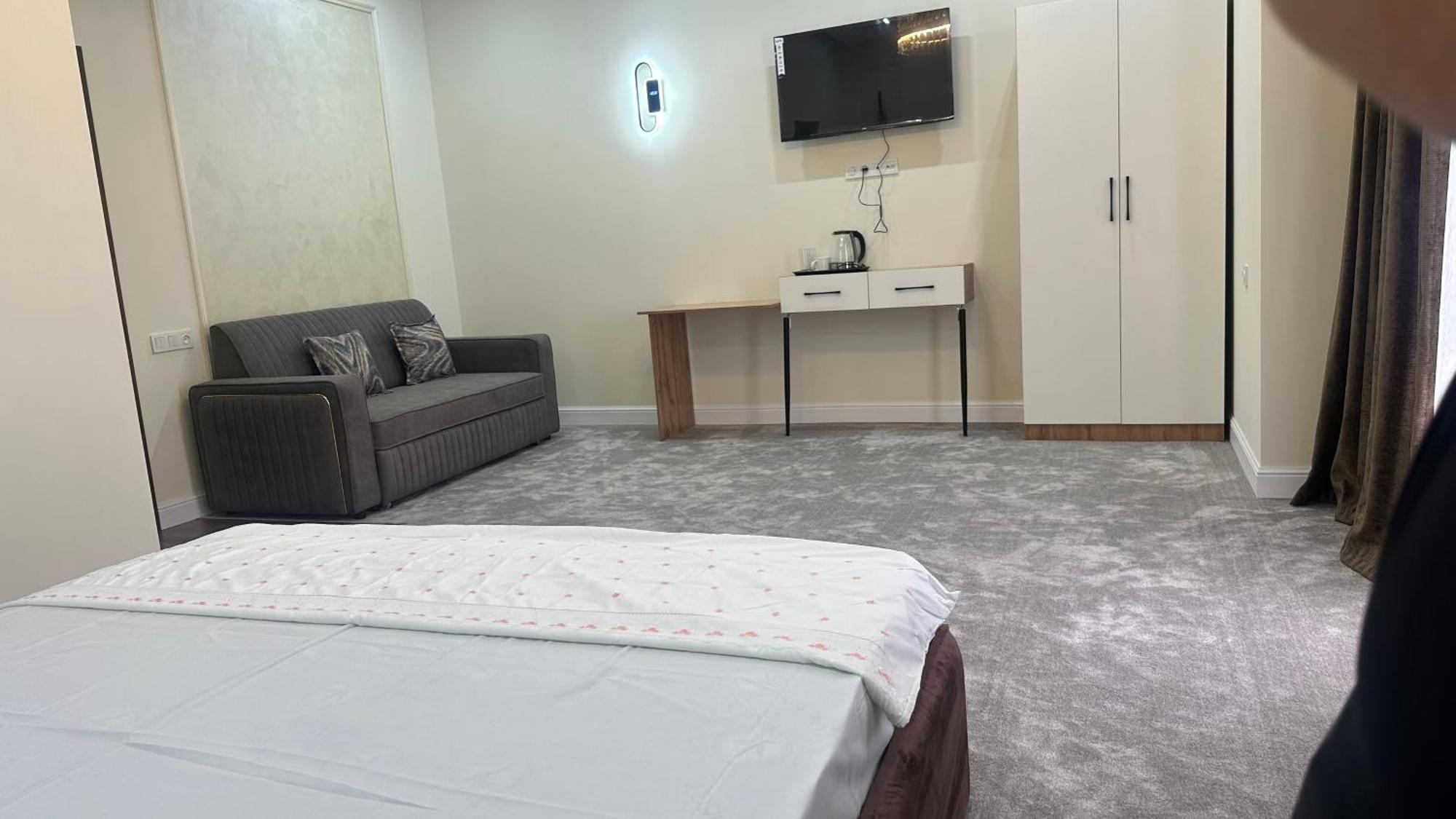 Turkistan Nazar Hotel & Hostel מראה חיצוני תמונה